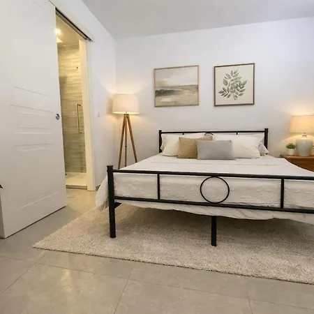 Cozy 3 Bedrooms Cannes